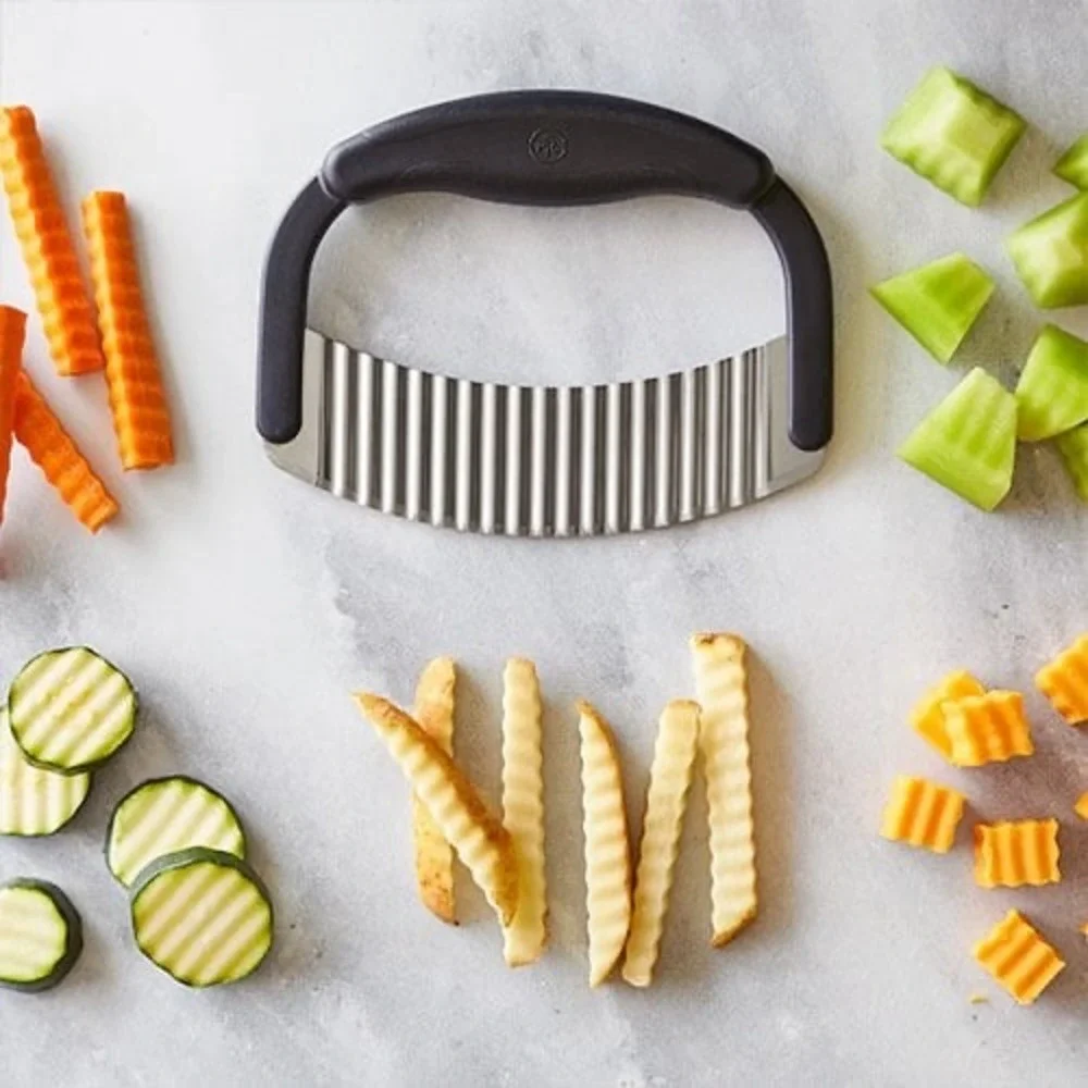 Pampered Chef Crinkle Cutter Black Handle Stainless Steel Wavy Blade 1089